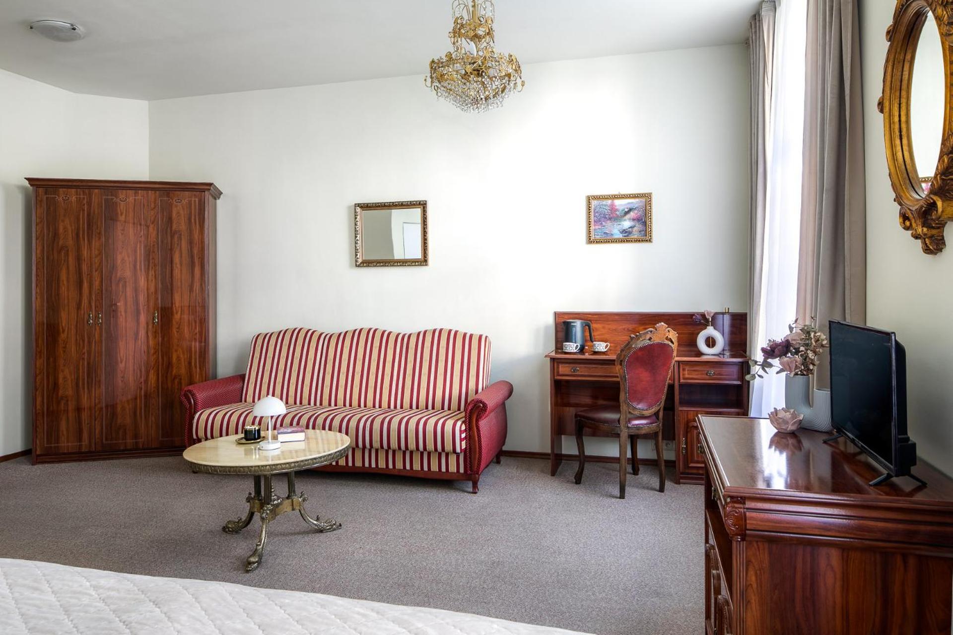 Old Time Aparthotel Краків Екстер'єр фото
